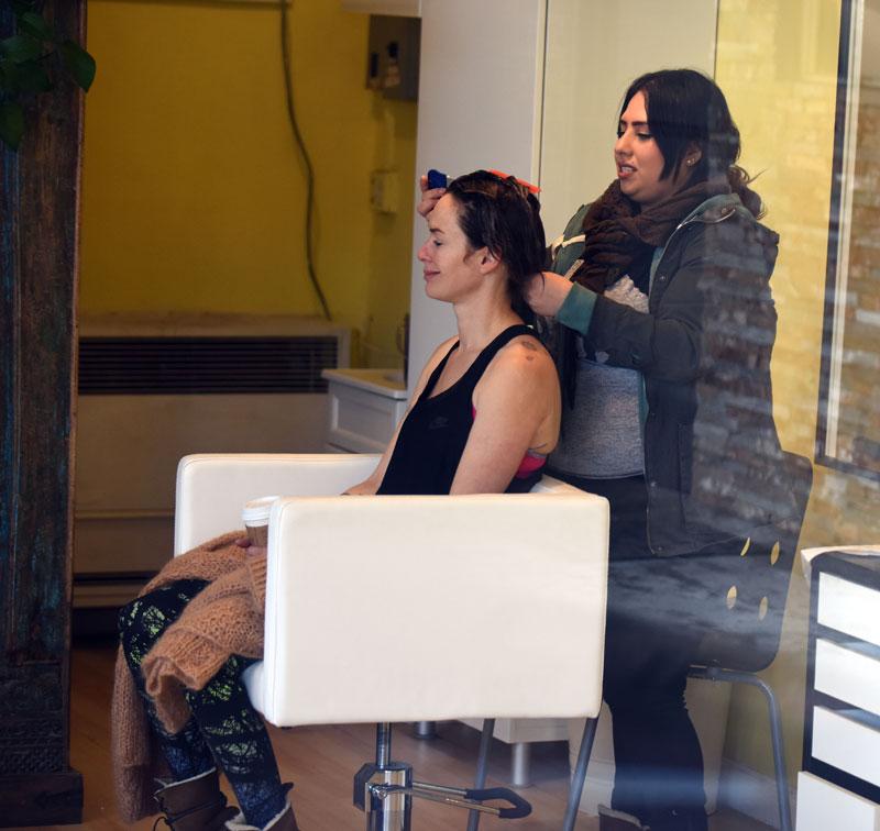 Lena Headey Lice Removal Salon