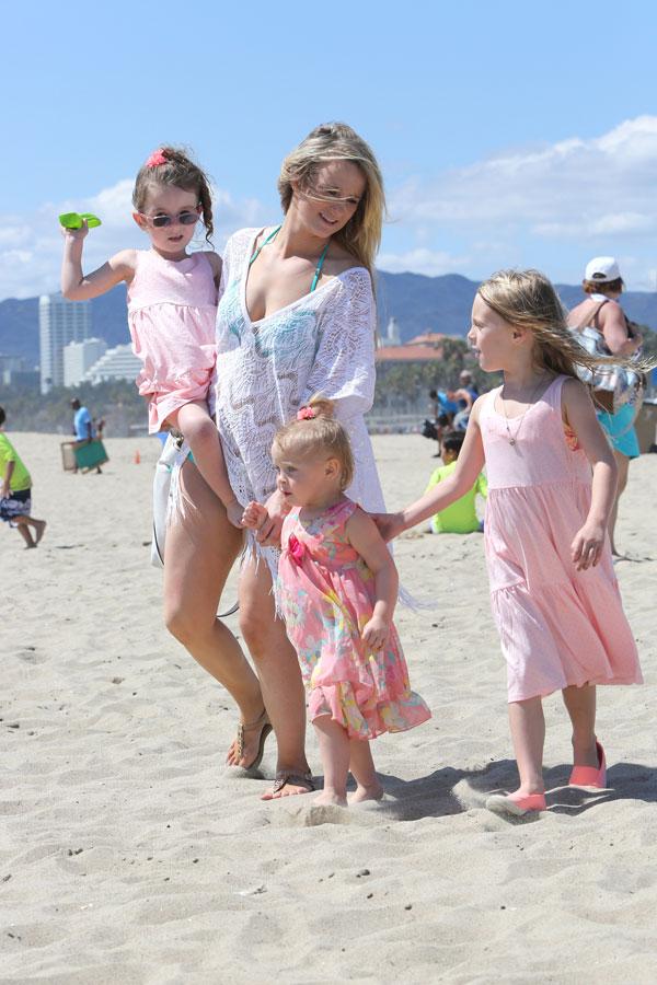 //teen mom leah messer bikini beach day la daughters monster mom