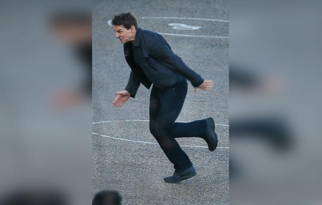 Tom Cruise Back On Mission Impossible Set After Broken AnkleTom Cruise ...