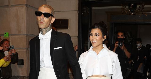 kourtney kardashian new show travis barker pregnancy pp