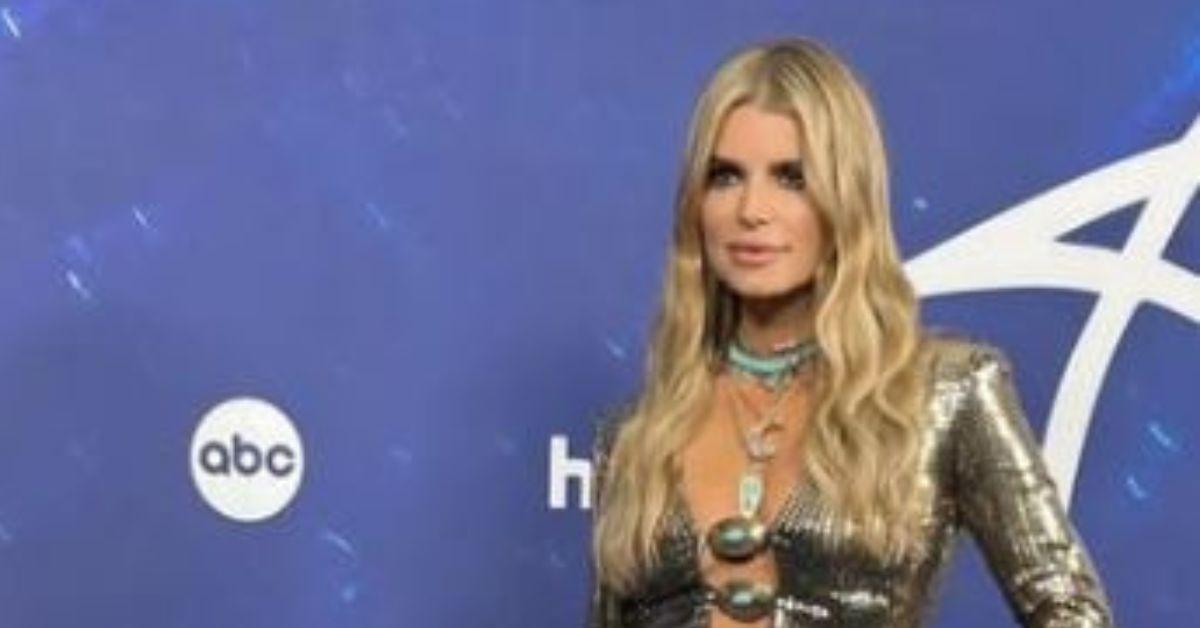 jessica simpson blowing it falling apart comeback fails