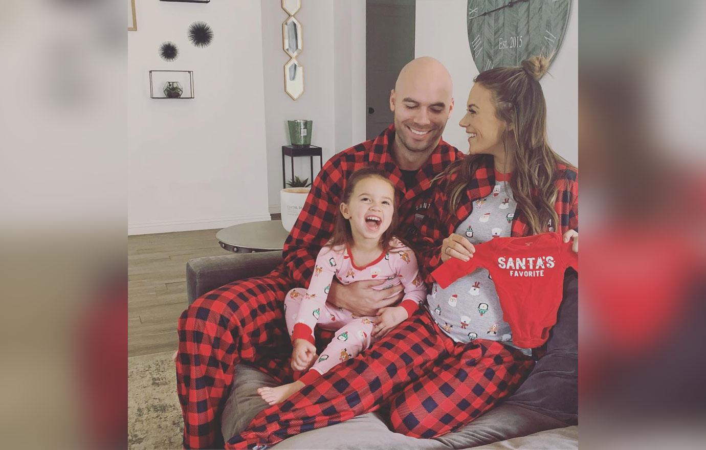 jana kramer ex husband mike caussin child support divorce