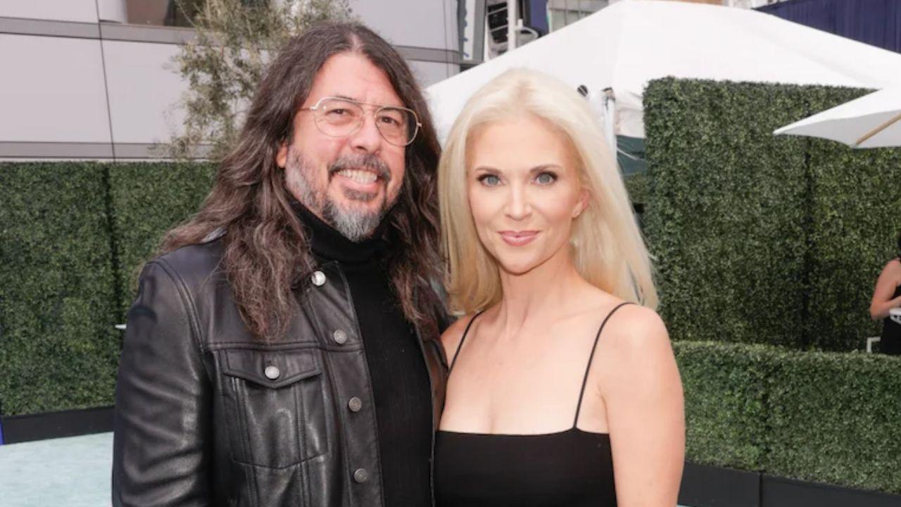 Dave Grohl and Jordyn Blum share three kids together.