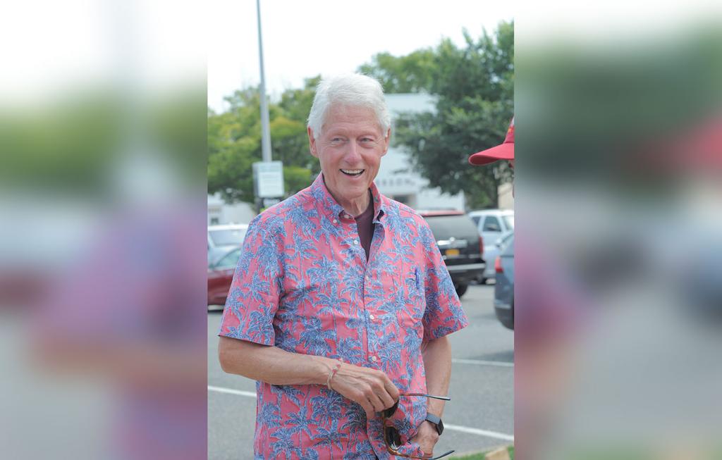 Bill Clinton Spotted In Deep Conversation With Former Friend Of Sex Offender Jeffrey Epstein