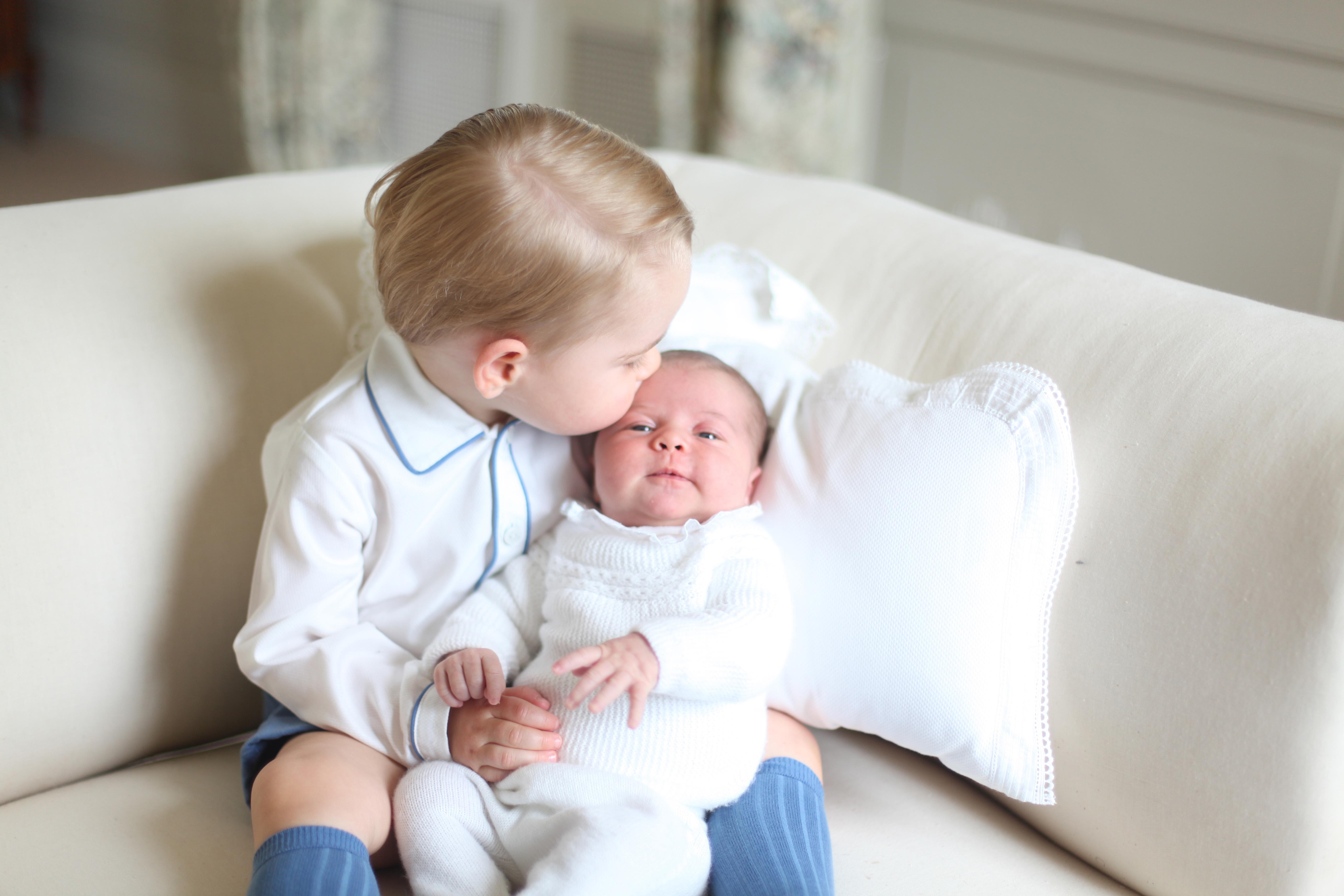 Royal Family Christmas Photo Kate Middleton Prince William