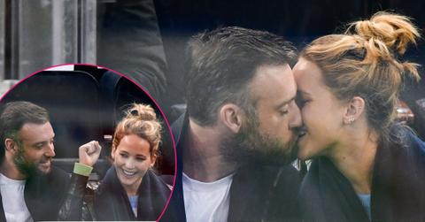 Jennifer Lawrence Marries Cooke Maroney In Lavish Rhode Island Wedding