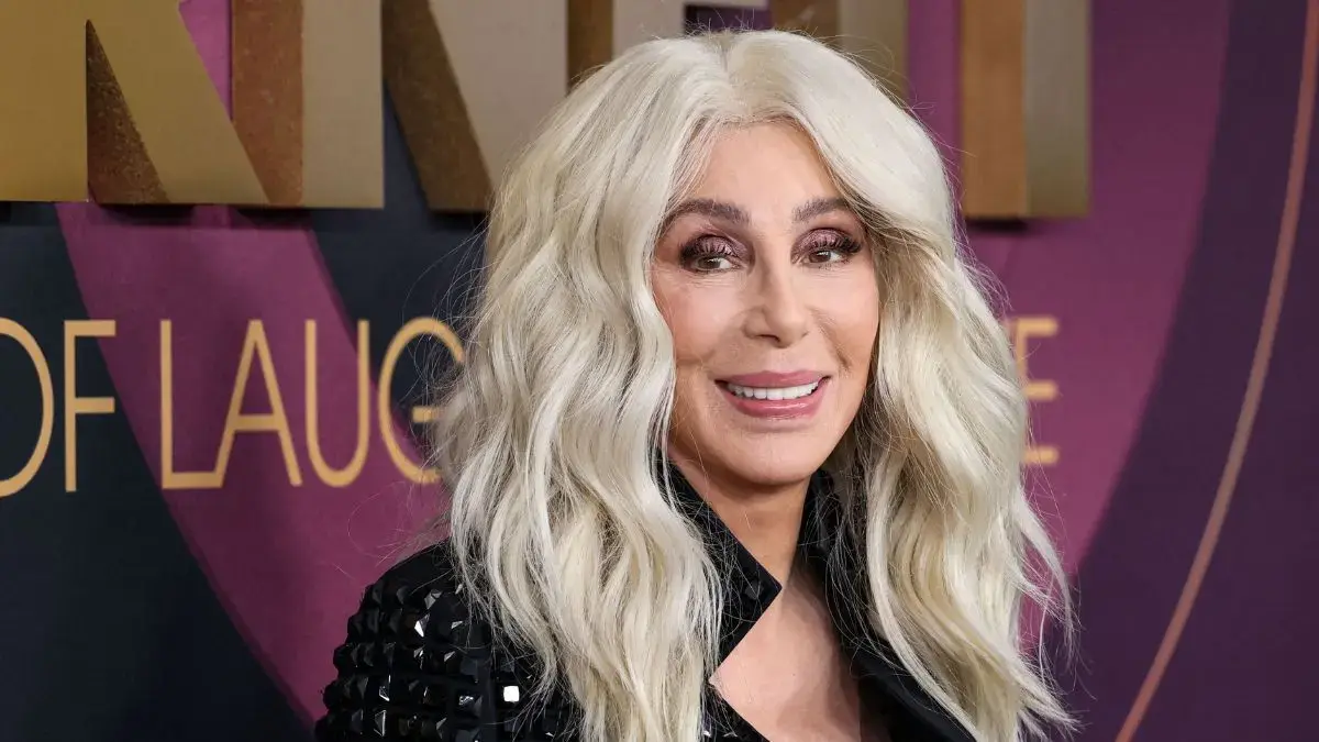 Cher wrote a tribute post to Val Kilmer after his death in 2025.