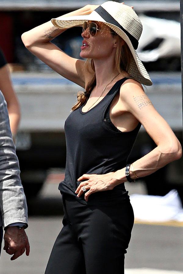 Scary! Skeletal Rachel Zoe's Sleeveless Top Reveals Super Thin Arms --  Smaller Than Her Kids!