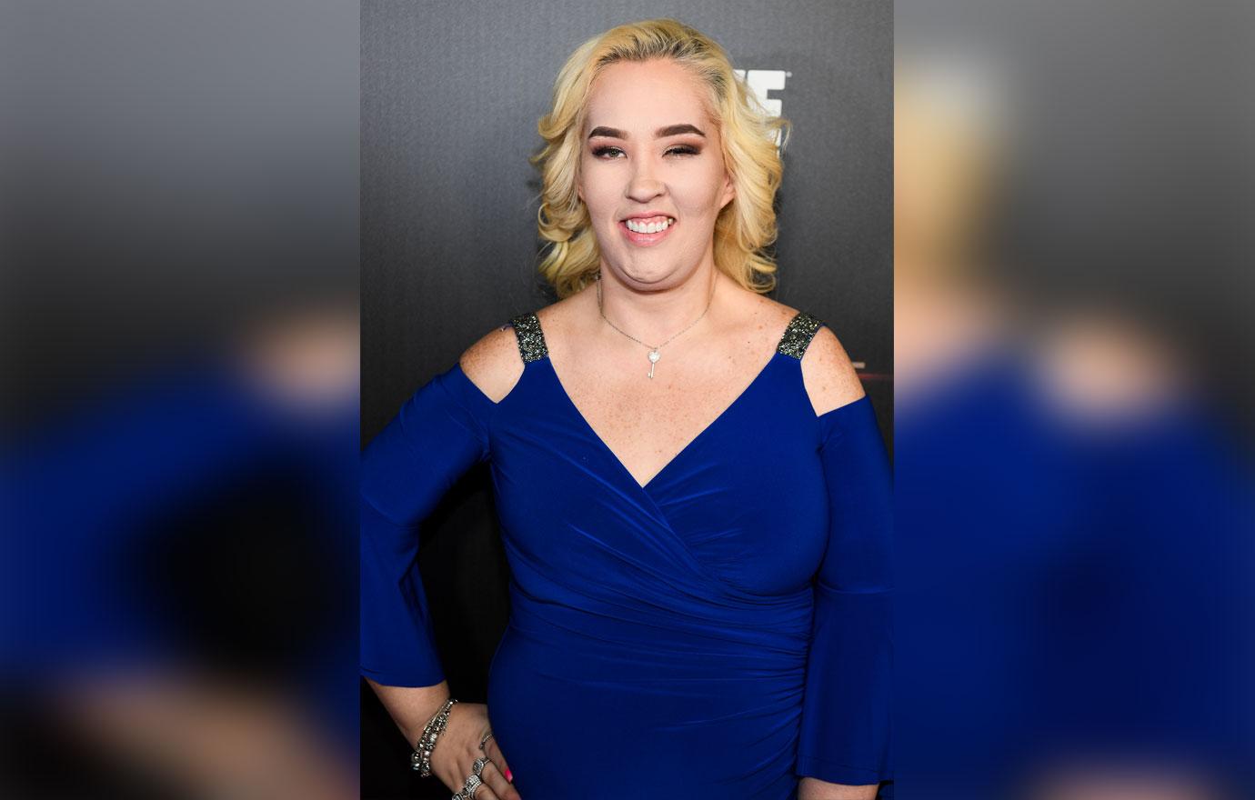 //mama june skinny red carpet