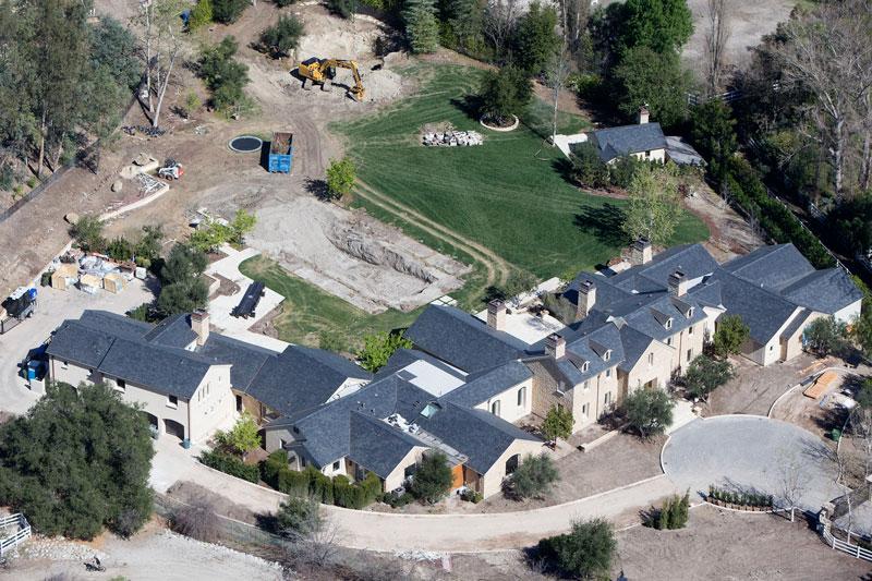 Kanye West Kim Kardashian Mansion Renovation Divorce