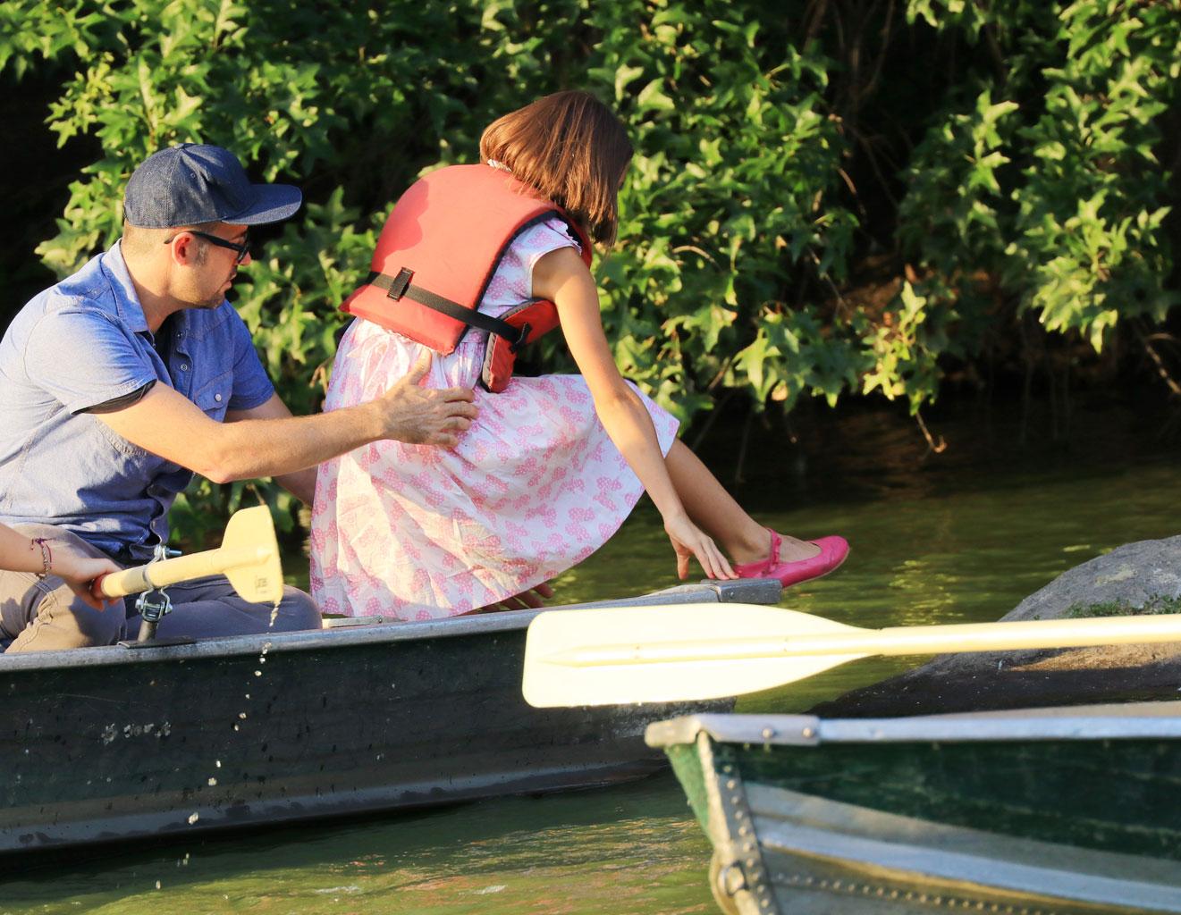 Katie Holmes Daughter Suri Boating Mystery Man