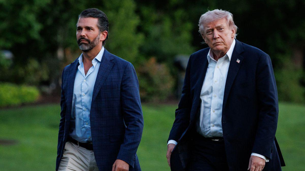 picture of donald trump jr. and donald trump