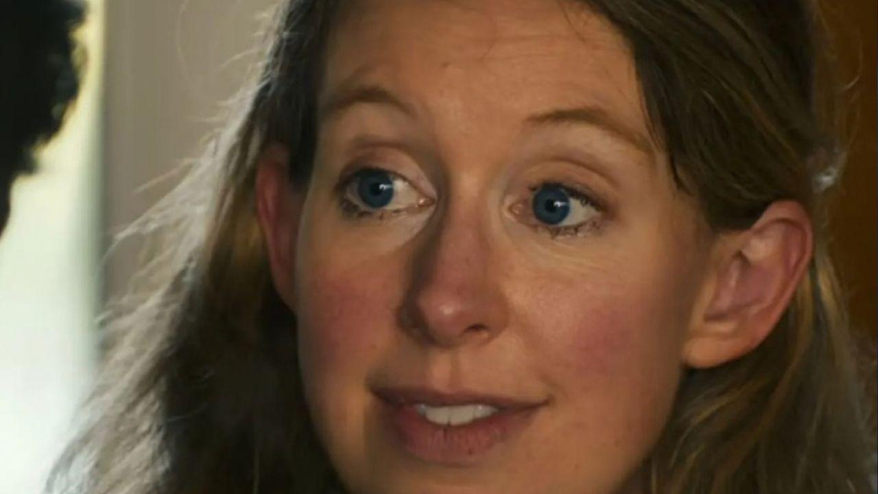 image of A behavior analyst called Elizabeth Holmes a 'psychopath' after watching the documentary trailer.