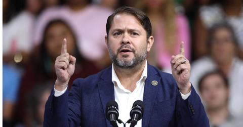 Photo of Ruben Gallego