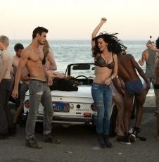 //teenage_dream_vid_shoot_beach