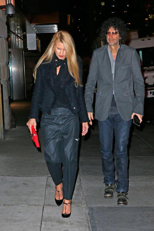 Howard Stern Wife Beth Ostrosky Photos