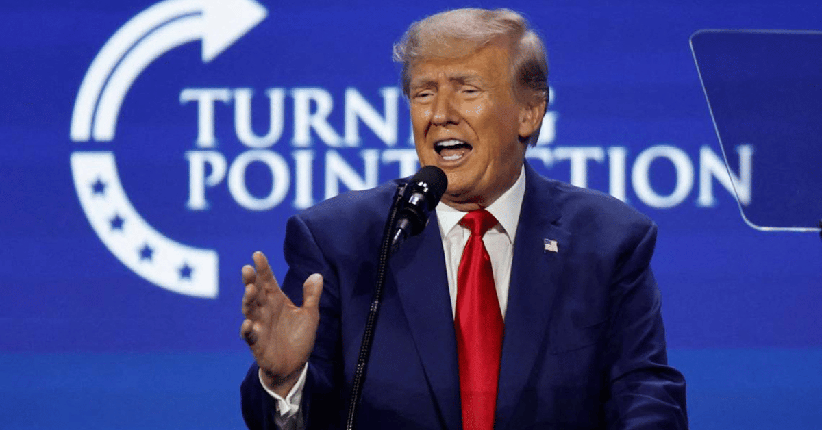 Conservative Host Presses Donald Trump on Campaigning From 'Behind the Defendant's Table' - Vimarsana News