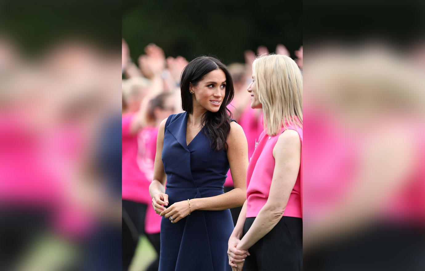 Meghan Markle Blue Dress Baby Bump