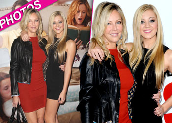 //locklear_wenn fameflynet