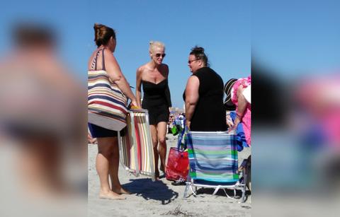 Kellyanne Conway Looks Thinner Than Ever In New Jersey Beach Day