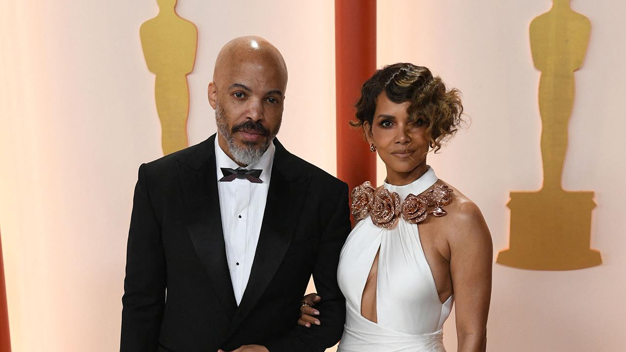 Halle Berry,Van Hunt