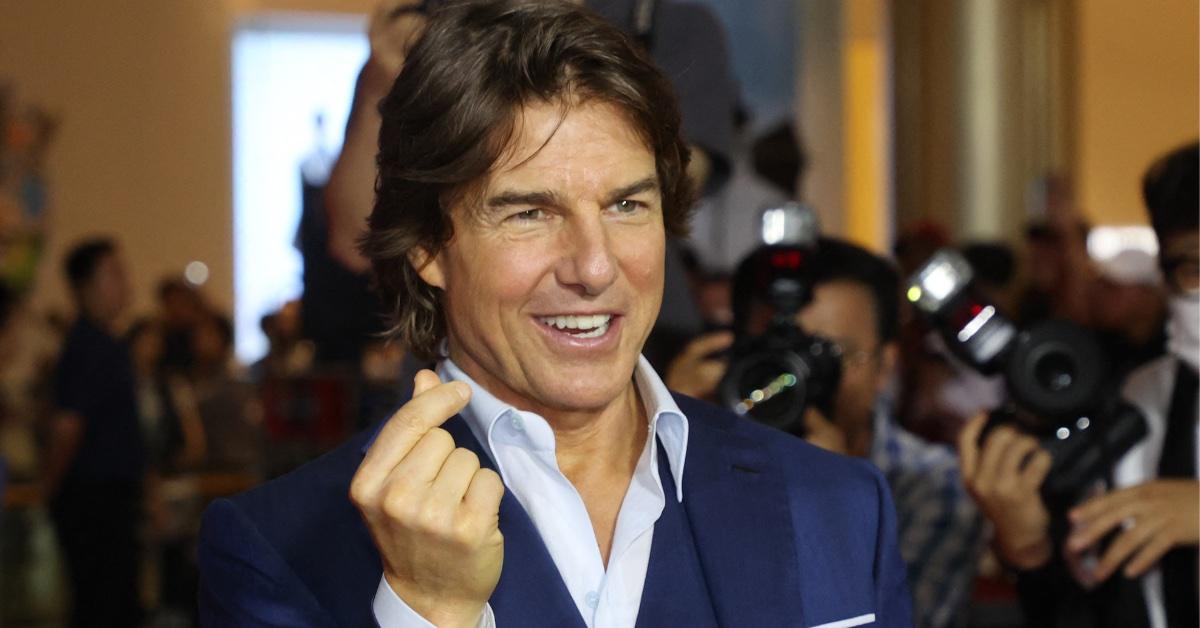 PHOTO: Tom Cruise Spotted With His Eldest Children, Action Star All Smiles Alongside Bella and Connor in Rare Snap - Vimarsana News