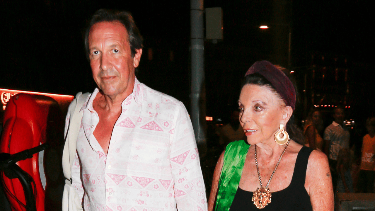 Joan Collins celebrated their 23rd anniversary on Instagram.
