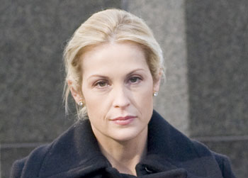 //kelly rutherford help kids wenn