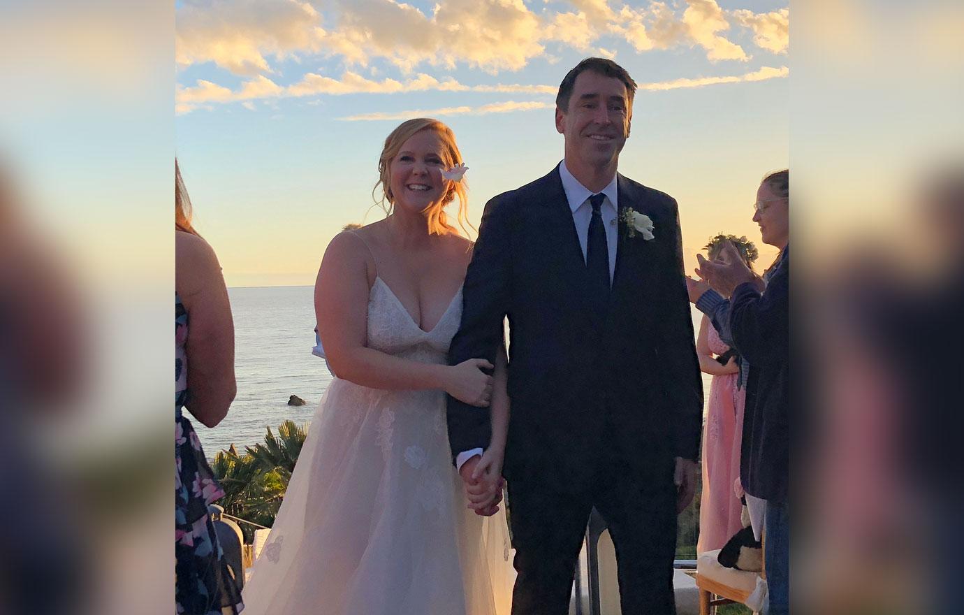 //Amy Schumer Married Wedding Photos