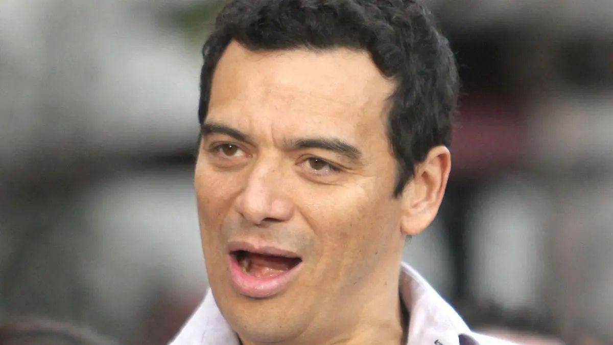 A photo of Carlos Mencia
