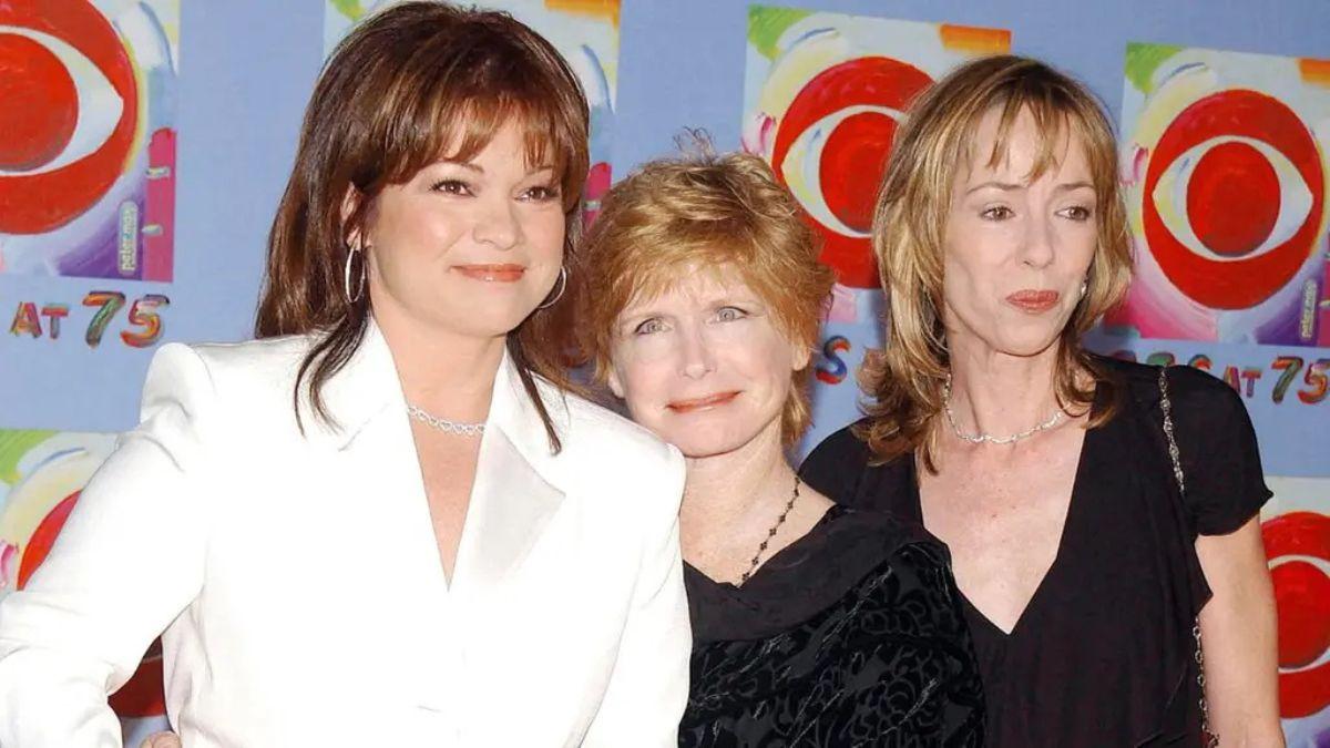 Valerie Bertinelli and Mackenzie Phillips reportedly used cocaine while filming 'One Day at a Time.'