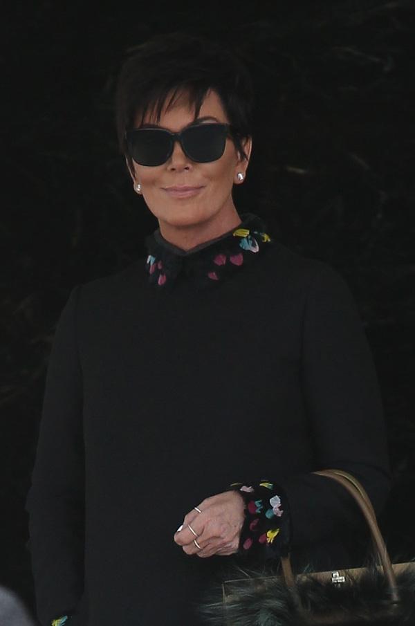 //kris jenner amish outfits