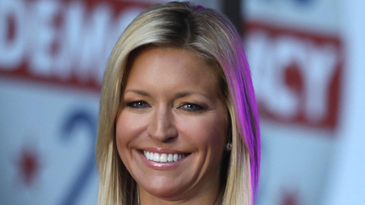image of White House chief of staff Susie Wiles and Florida Gov. Ron DeSantis were among the reported guests at Sean Hannity and Ainsley Earhardt's wedding.