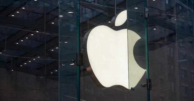 Top Apple Exec Tony Blevins Resigns Following Viral Video