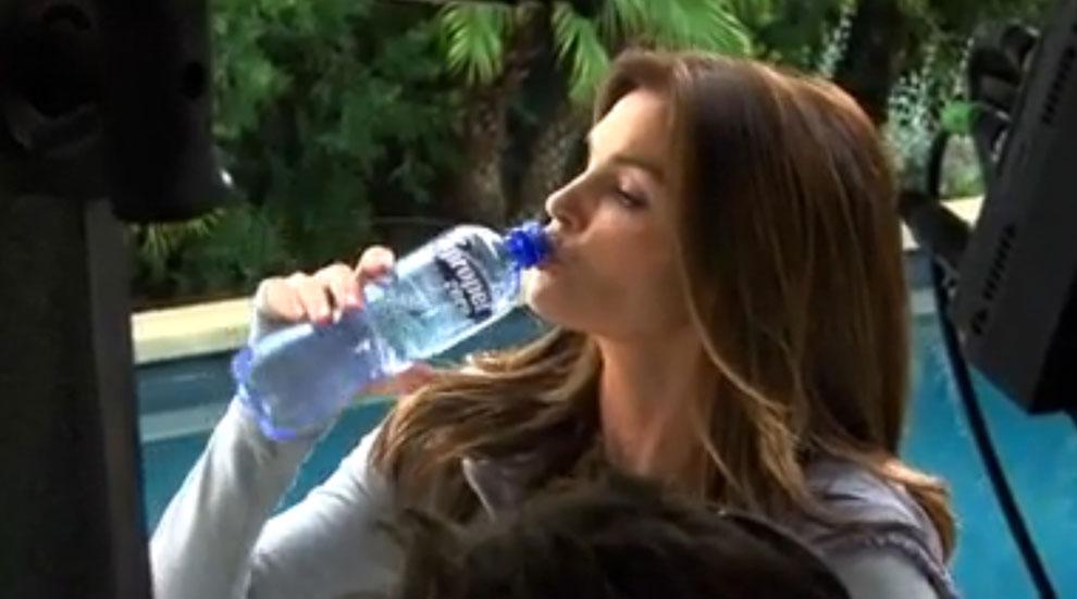 Cindy Crawford Propel Commercial