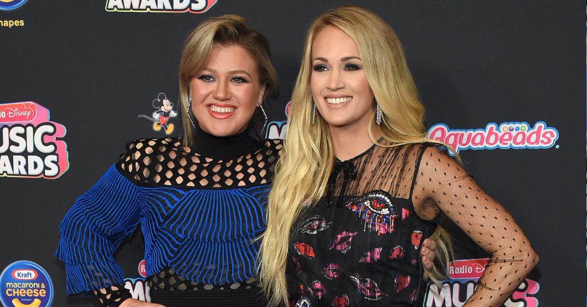 Photo of Kelly Clarkson and Carrie Underwood