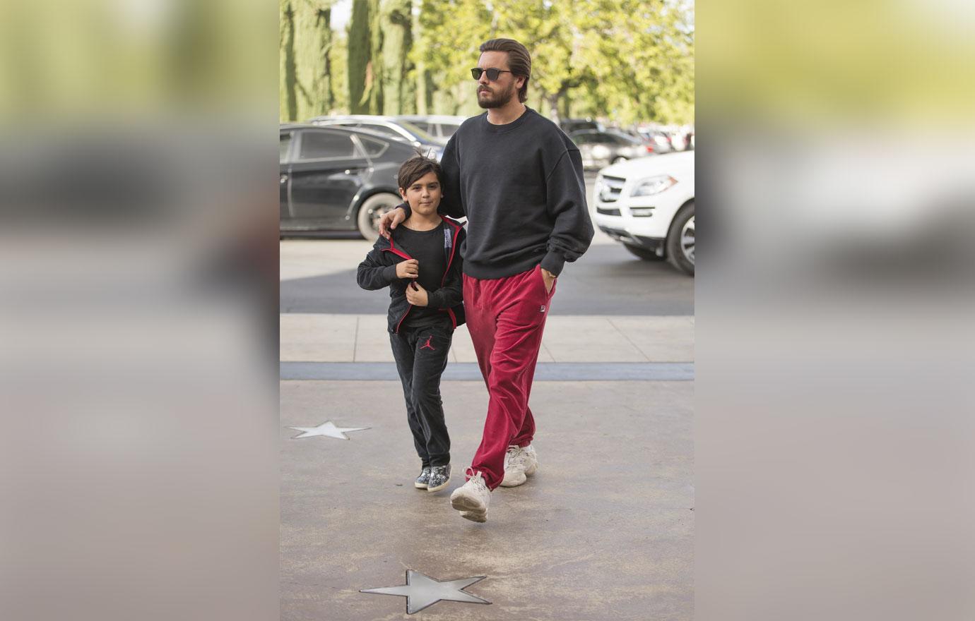 //scott disick breakup rumors sofia richie lionel richie slams relationship comments