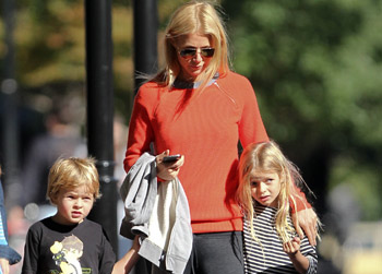 Gwyneth Paltrow Opens Up About Postpartum Depression, Having More Kids ...