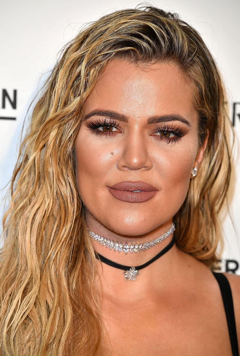 Khloe Kardashian Plastic Surgery Lips Fillers Selfie Botched Pics