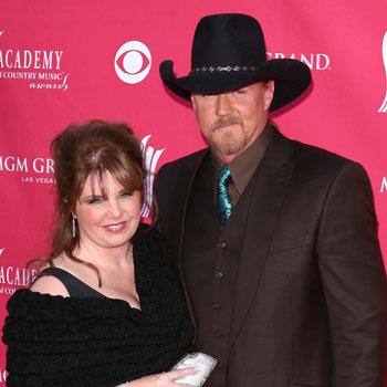 Trace Adkins Heartbreak: Wife Of 17 Years Files For Divorce After His ...