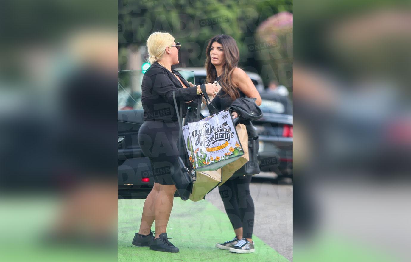 Teresa Giudice Wearing Black Top and Black Leggings Walking Around LA Without Her Wedding Ring