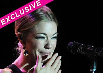 //leann_rimes_cries_ _getty_images