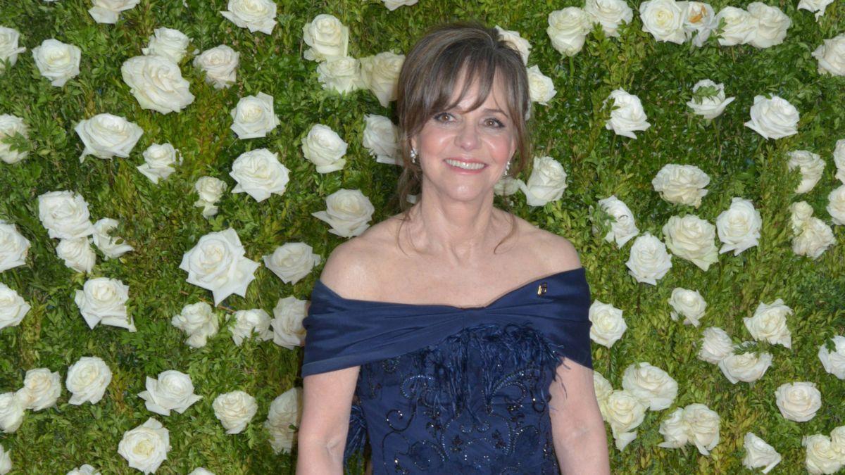 Photo of Sally Field