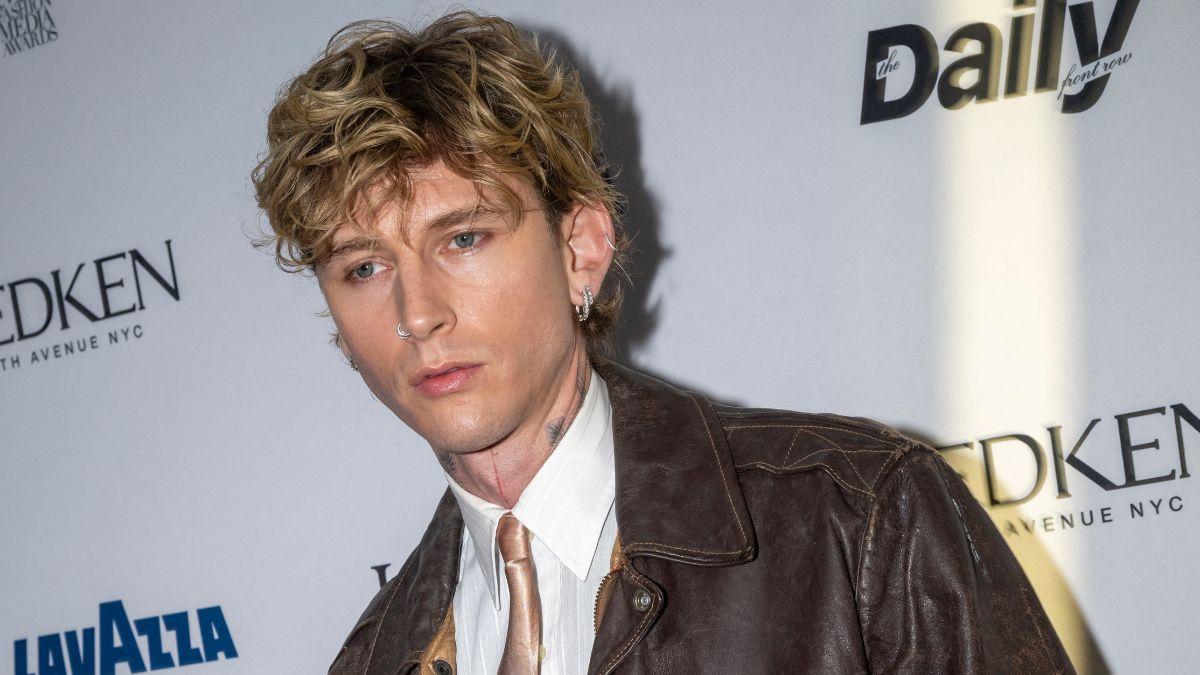 Sources said MGK dropped hints about reuniting with Fox.