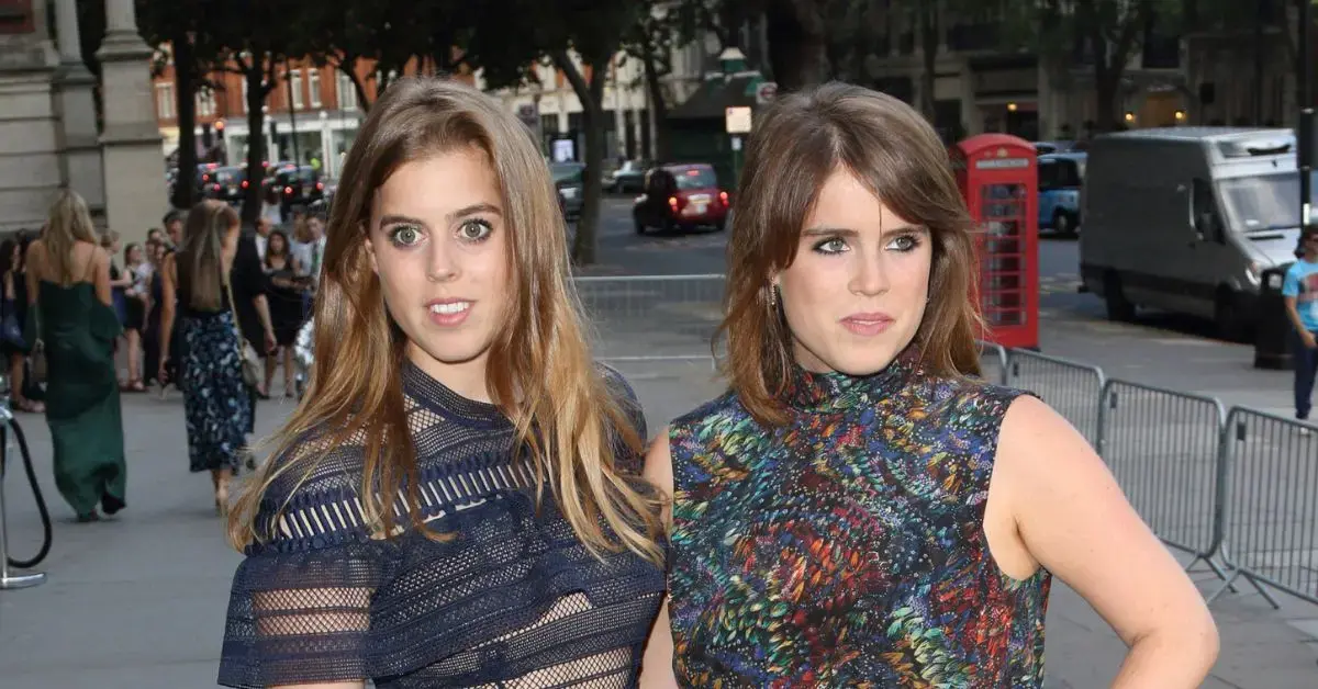 Photo of Princesses Beatrice and Eugenie