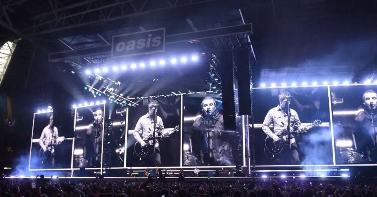 Photo of Oasis band.