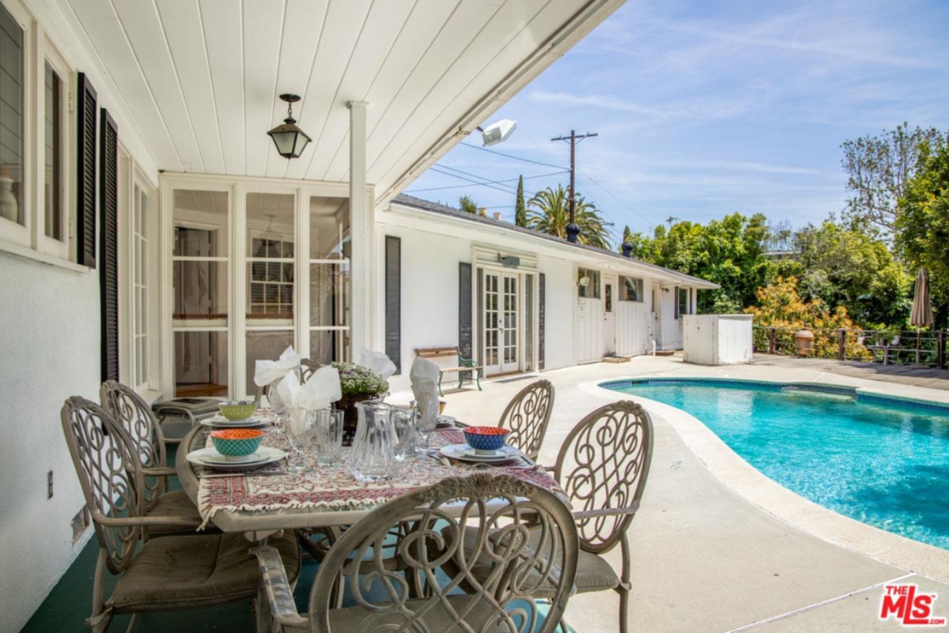 Priscilla Presley Sells LA Home To Save Lisa Marie