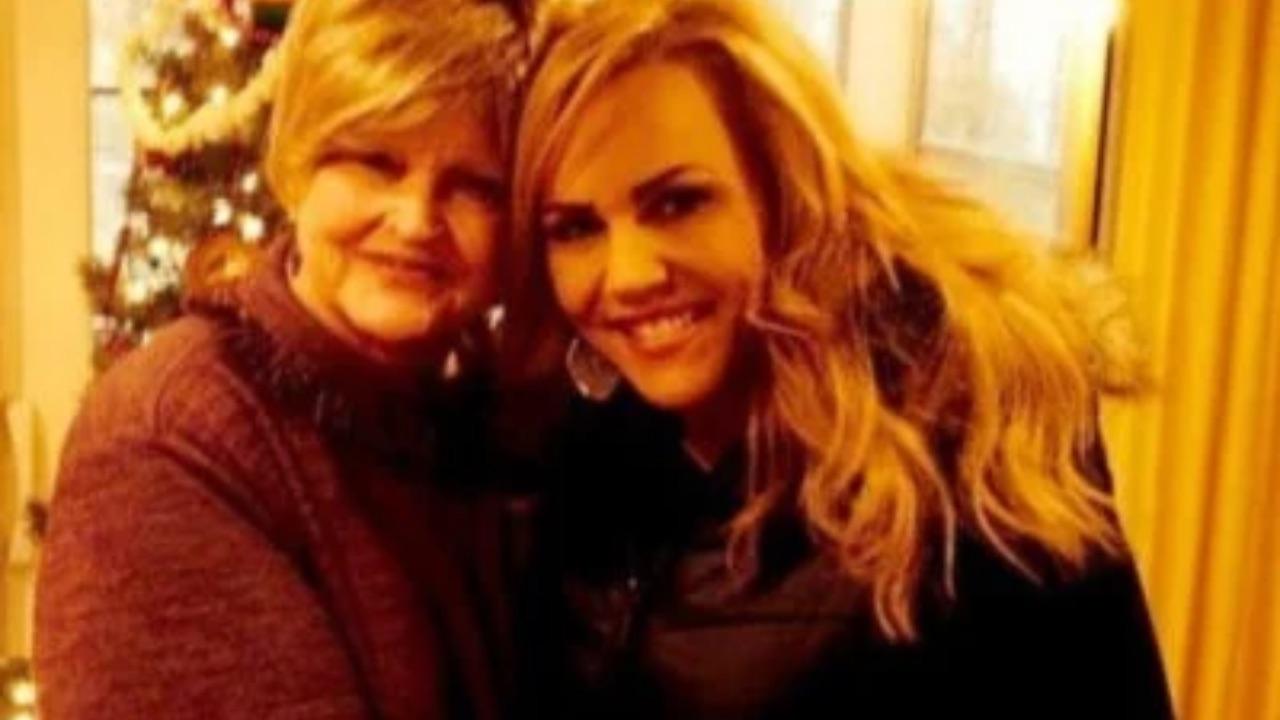 Photo of Angelynn E. Mock, Anita L. Avers.