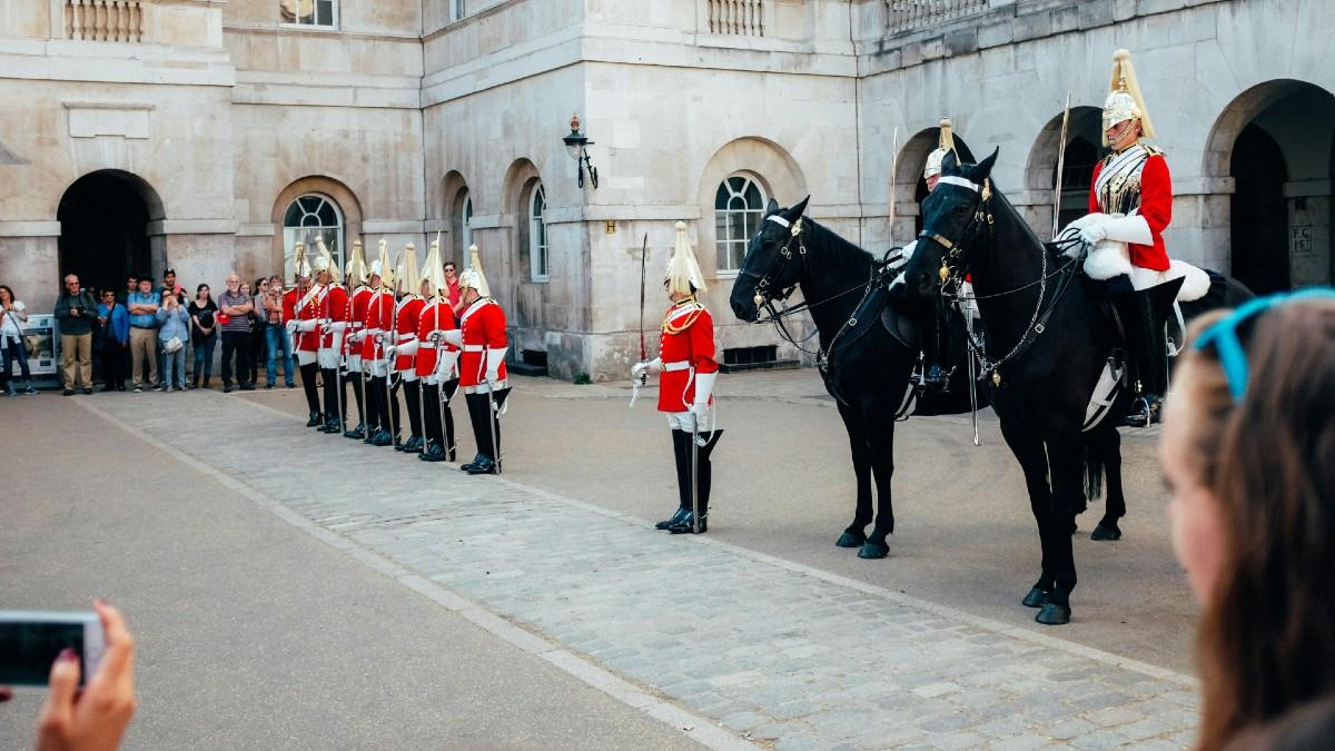 Photo of palace guards