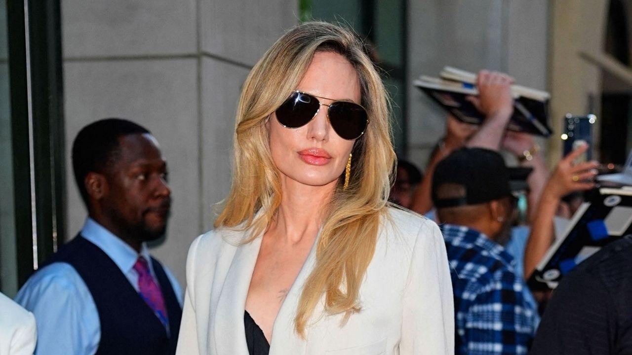 Photo of Angelina Jolie